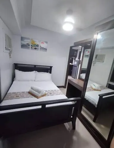 Near Airport, Mailz Homez Cozy 2 Bedroom Condo, Full Kitchen, Swimming Pool, Wifi, 4r * Manila