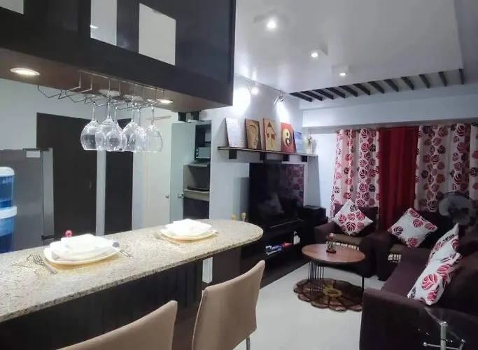 Near Airport, Mailz Homez Cozy 2 Bedroom Condo, Full Kitchen, Swimming Pool, Wifi, 4r Apartamento Manila