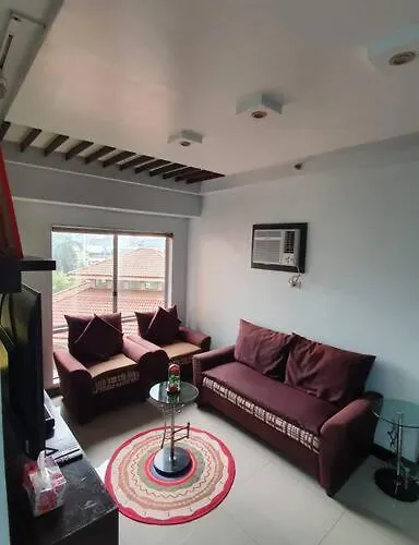 Near Airport, Mailz Homez Cozy 2 Bedroom Condo, Full Kitchen, Swimming Pool, Wifi, 4r *